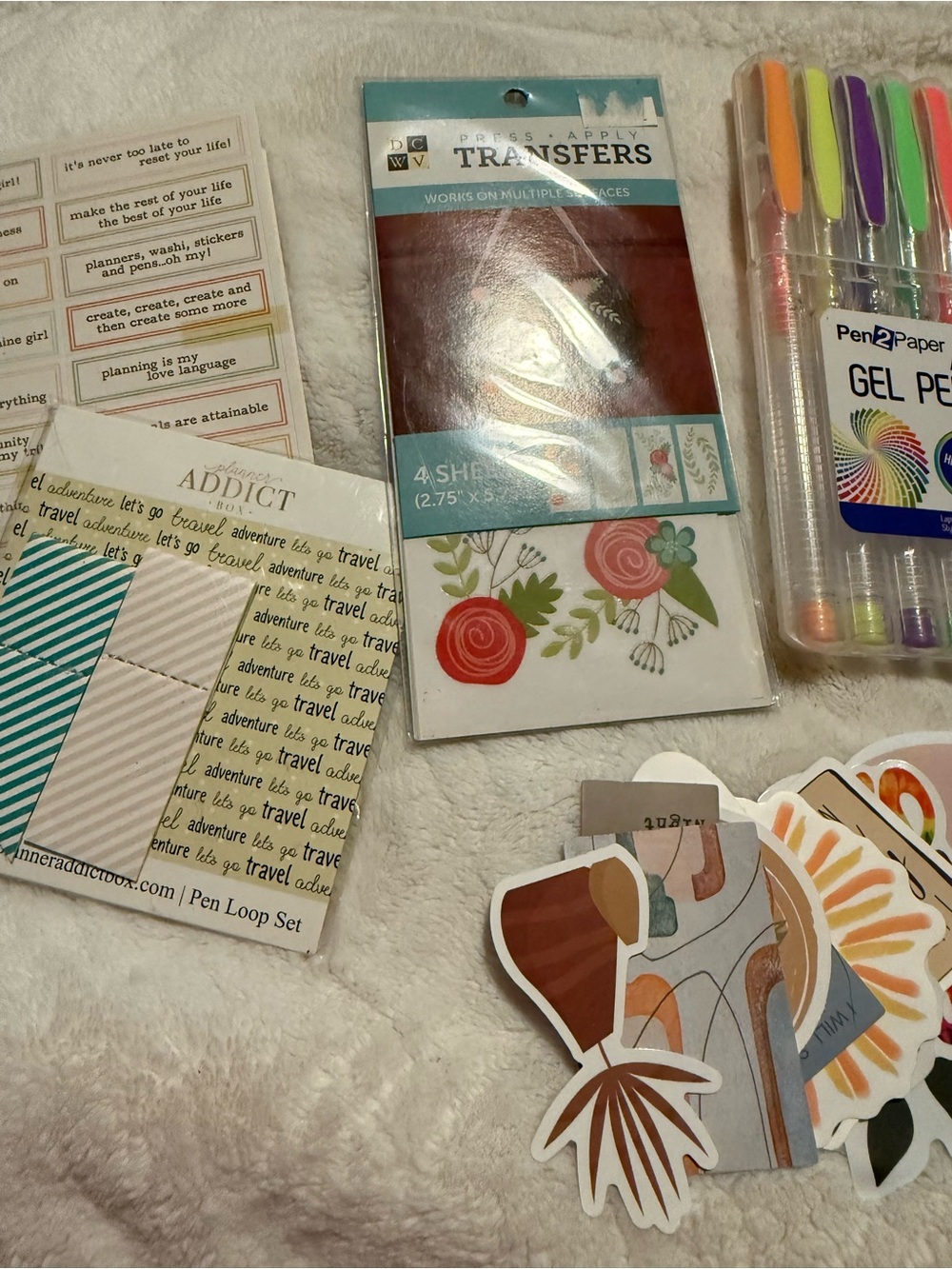 NOTEBOOK & ACCESSORIES BUNDLE - Picture 9 of 10